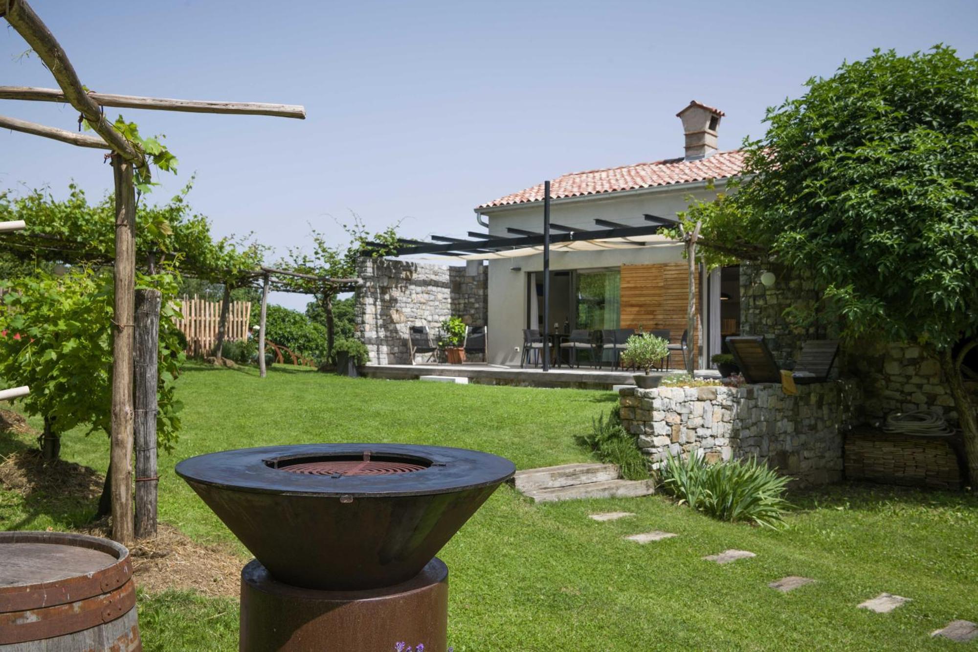 Villa House Artes à Branik Extérieur photo